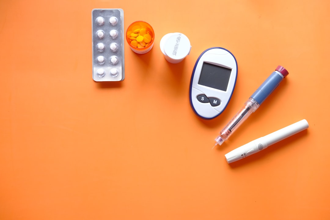 Home glucose monitoring guides insulin dosing