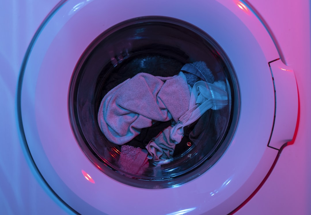 Washing bedding frequently is essential during ringworm treatment